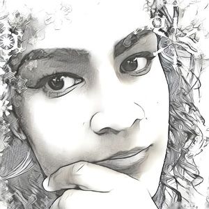 Meet your Posher, Claudia